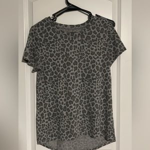 Leopard print tee